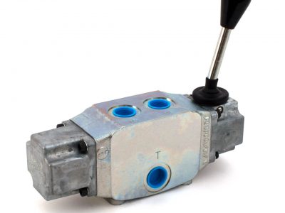 BG4D (Lever operated directional control valve)